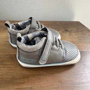 Stride Rite Gray Kids Shoes